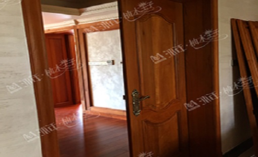 柚木門.jpg 柚木門.jpg